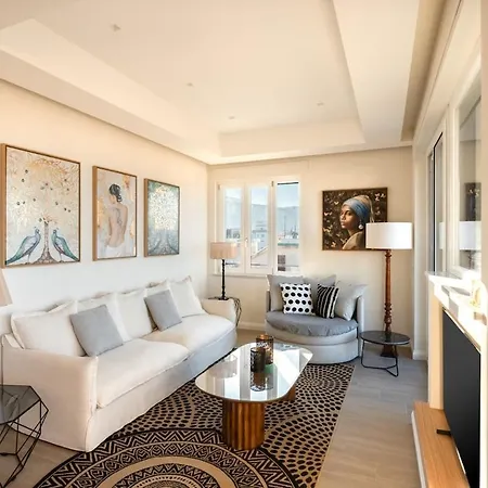 Daire Lux 4br With Seaview Terrace *