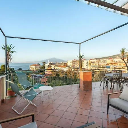 Lux 4br With Seaview Terrace Apartment