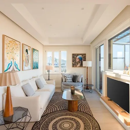 Lux 4br With Seaview Terrace Apartment *