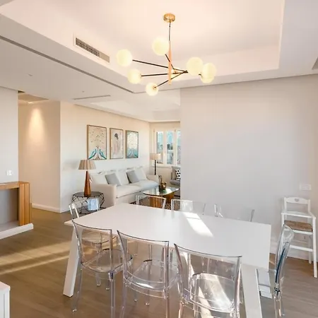 Lux 4br With Seaview Terrace