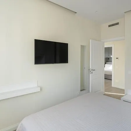 Lux 4br With Seaview Terrace Sorrent