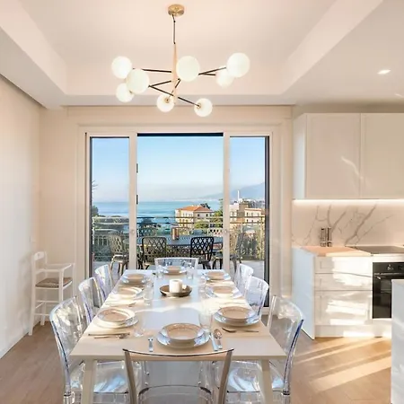 Lux 4br With Seaview Terrace Sorrent