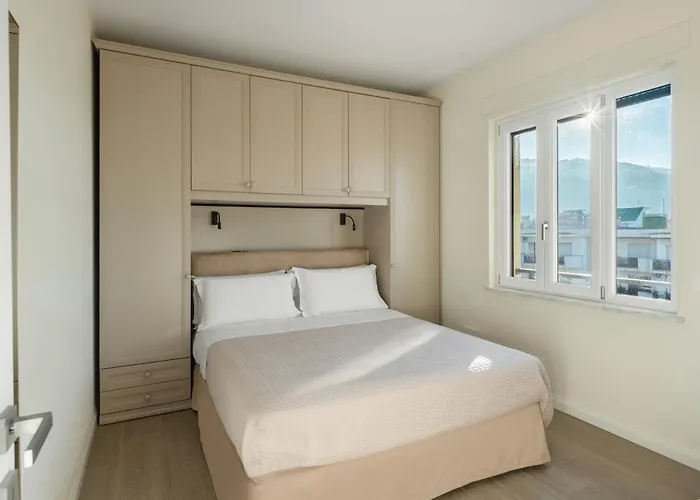 Lux 4br With Seaview Terrace * Sorrento