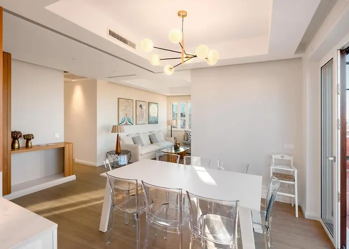 Lux 4br With Seaview Terrace